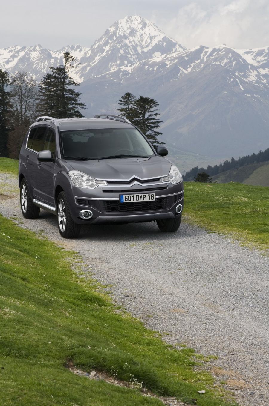  Citroen C-Crosser 2008 года  (фото 93 из 144)